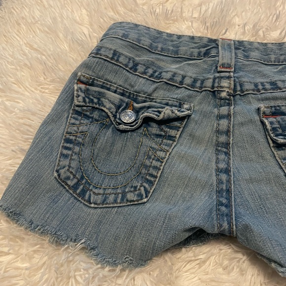 SOLD True Religion Jean Cut Off Shorts Size 29 - Picture 6 of 7